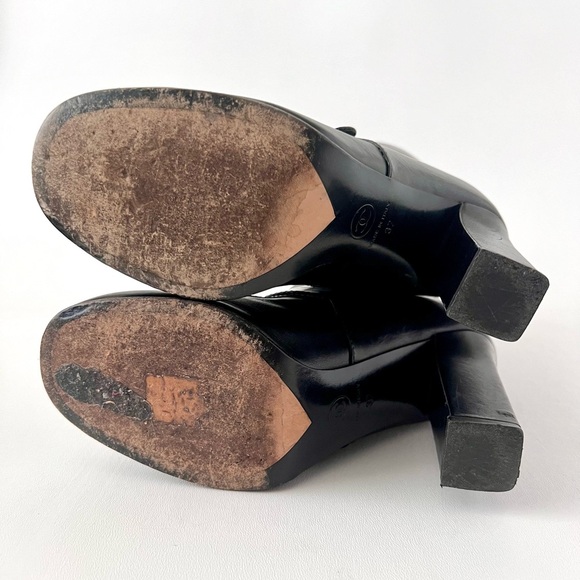 CHANEL | Black Leather Knee High Heel Boots CC Logo Turnlock EU 37 - Picture 12 of 15